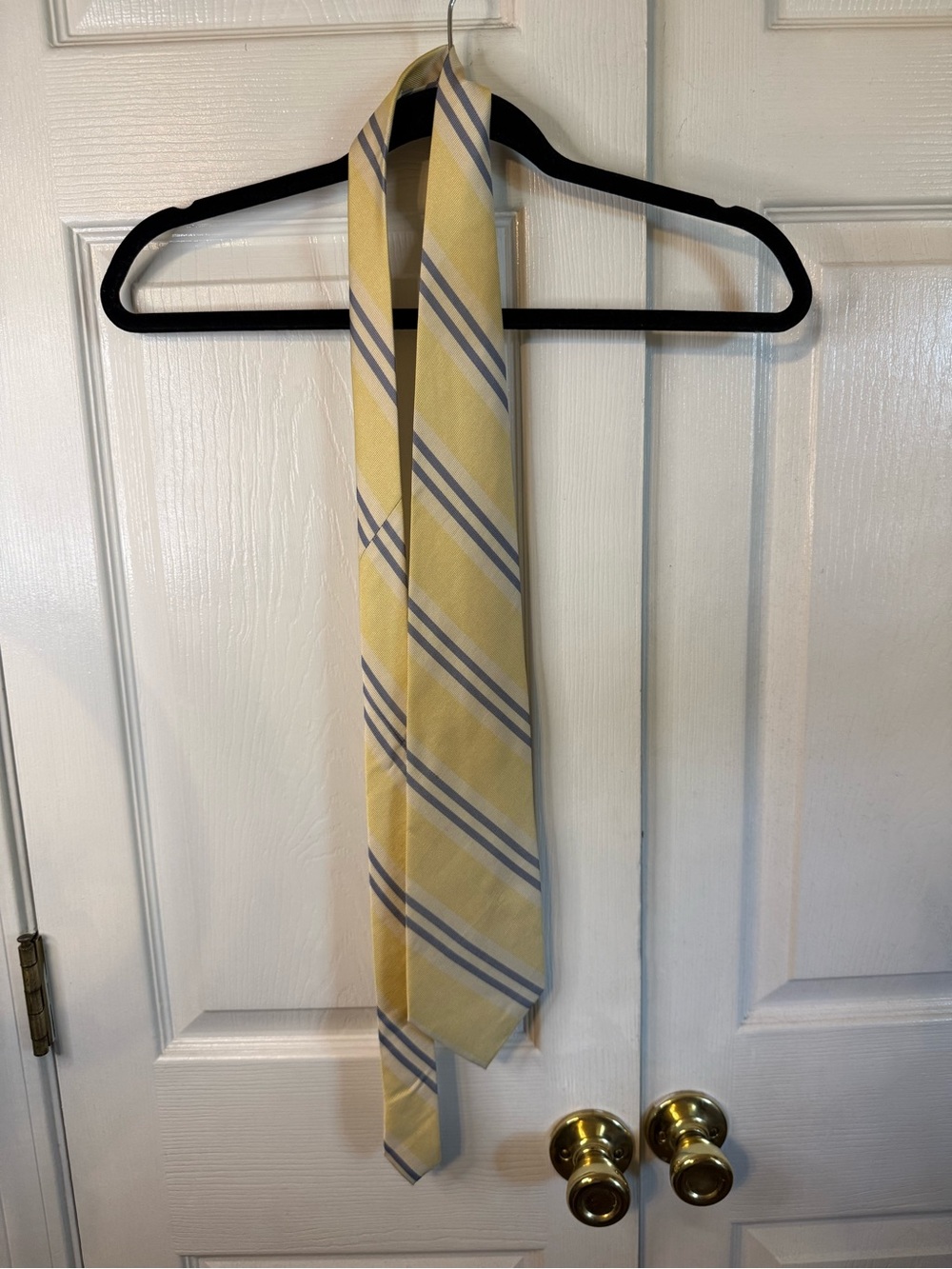 Tommy Bahama Off Island Yellow Stripe Men’s Silk Tie